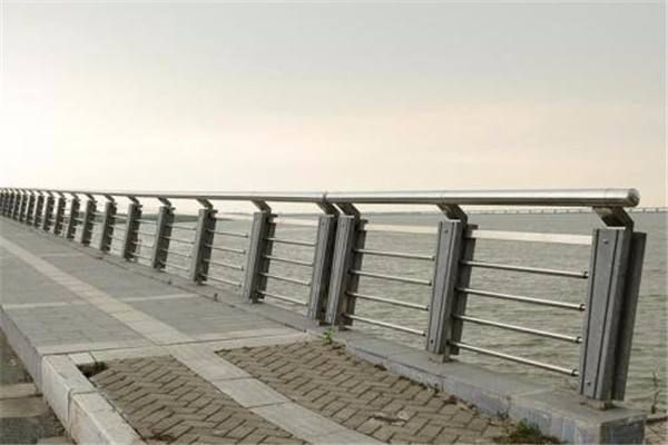 大慶 不銹鋼防撞護欄