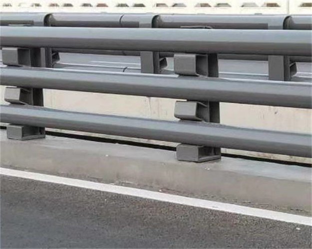道路防撞護欄
